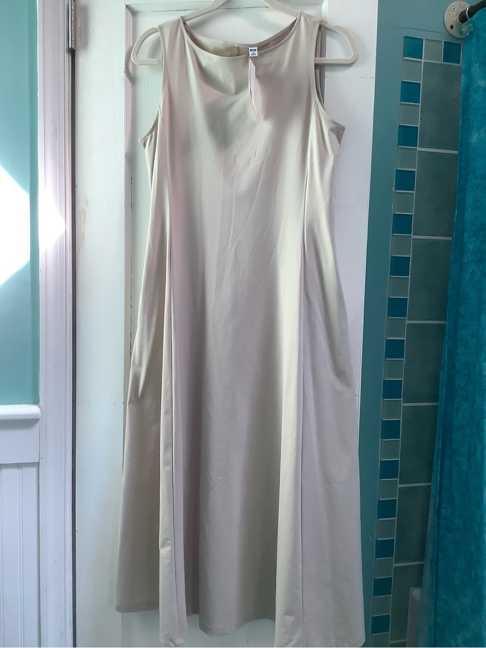 Uniqlo Cream Sleeveless Maxi A-Line Dress